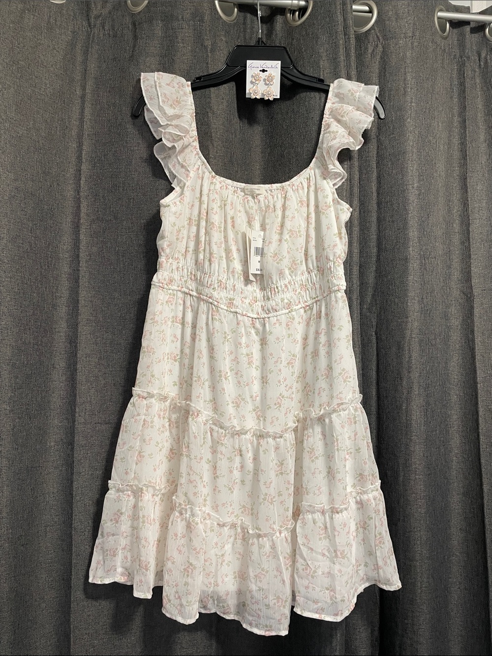 NWT No Comment Floral Sundress in Soft Pink and White with earrings to match